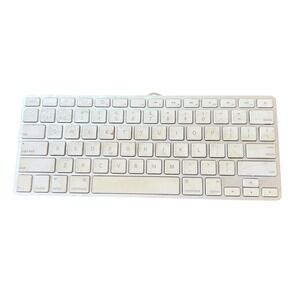 Apple Aluminum Wired USB Keyboard MC184LLA‎ White